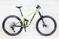 Pivot Switchblade Race - 2022, Medium