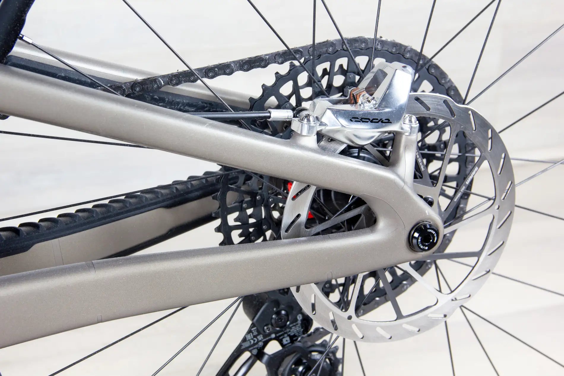Santa Cruz 5010 CC - 2025, Small