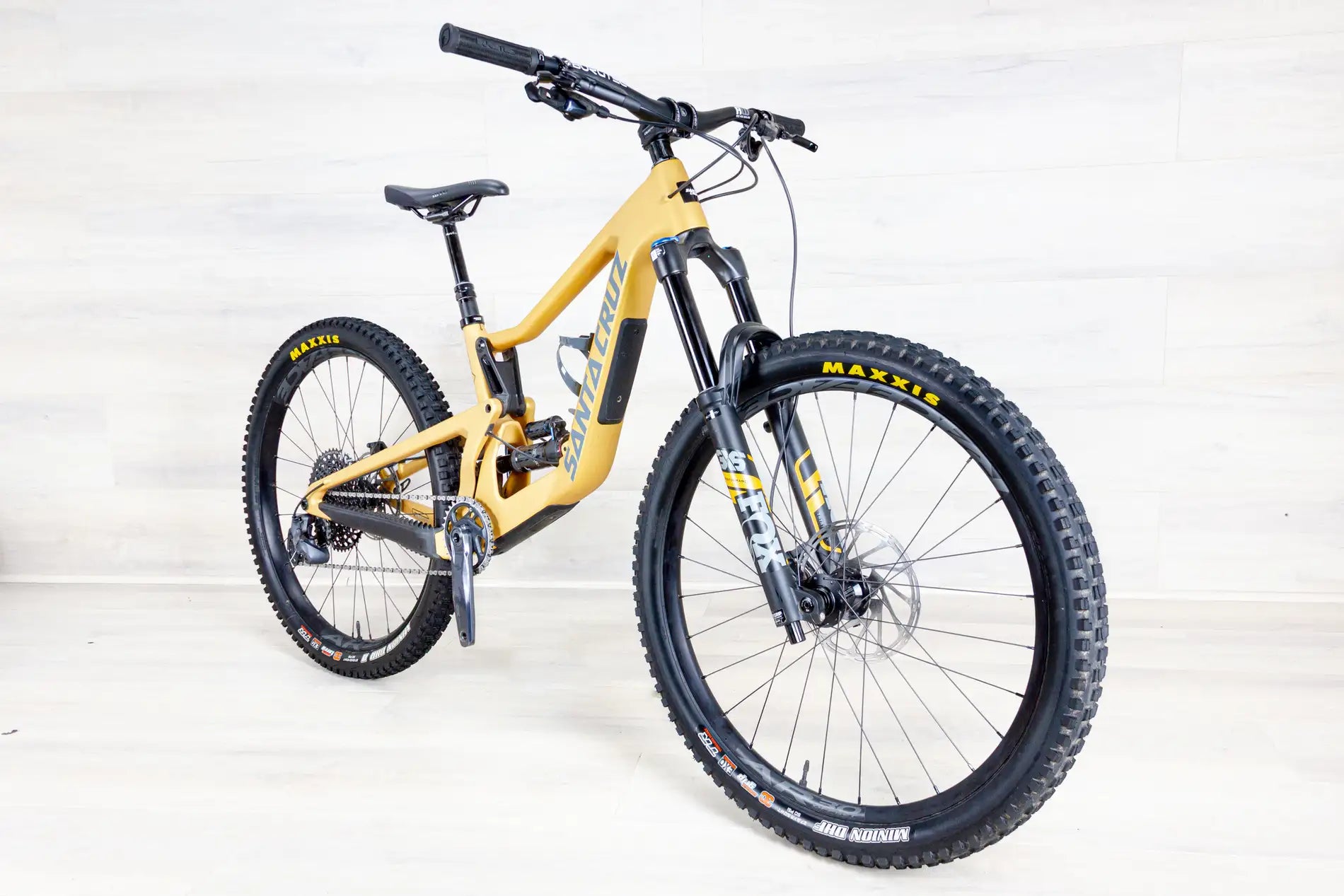 Santa Cruz Bronson C - 2024, X-Small