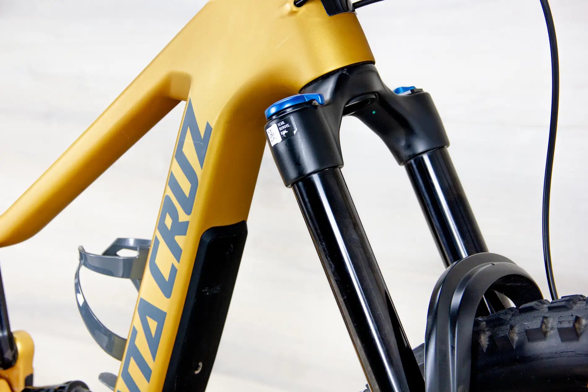 Santa Cruz Bronson C - 2024, X-Small