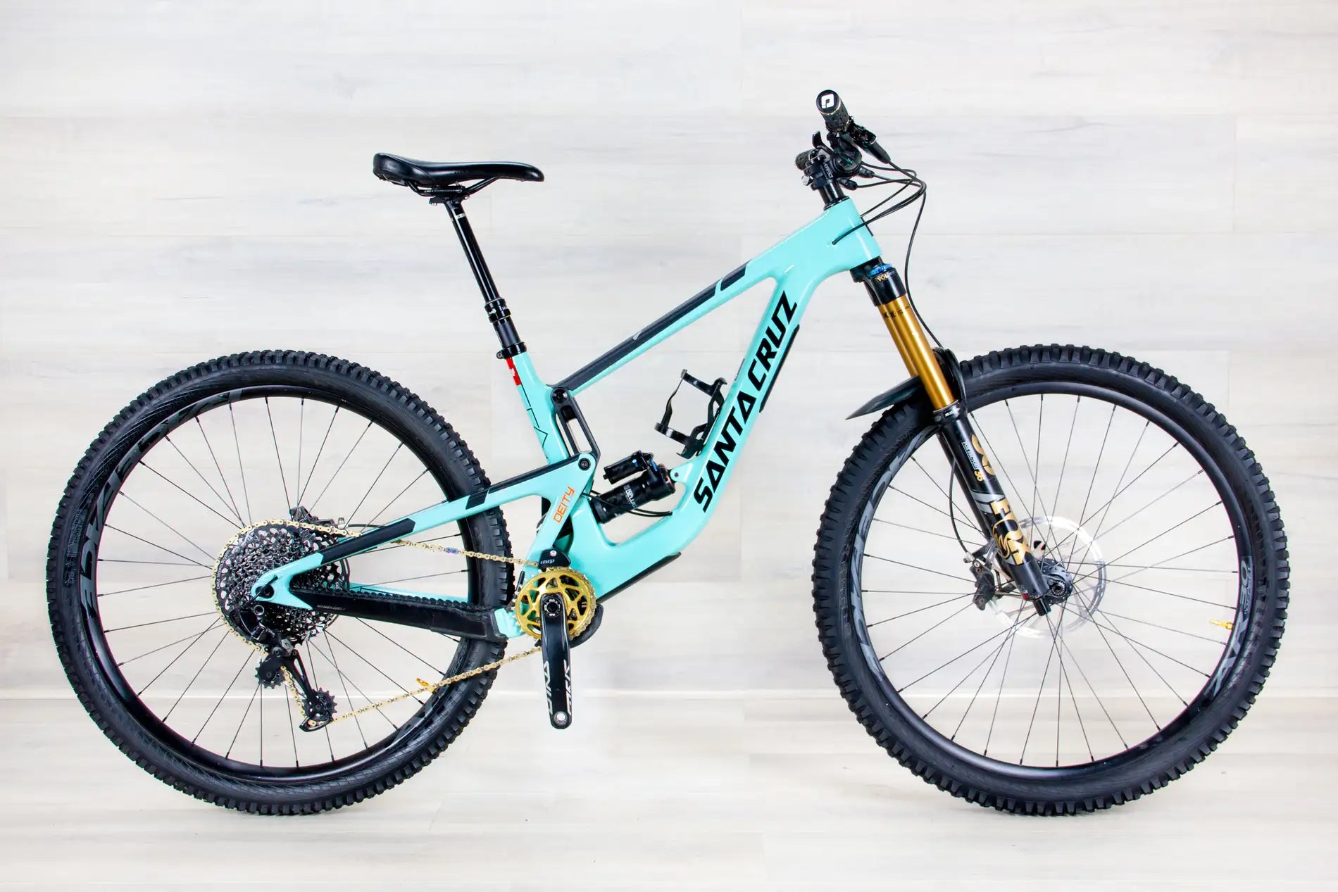 Santa Cruz Megatower C - 2020, Medium