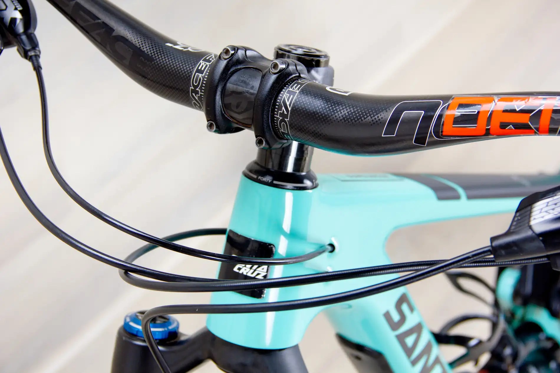 Santa Cruz Megatower C - 2020, Medium