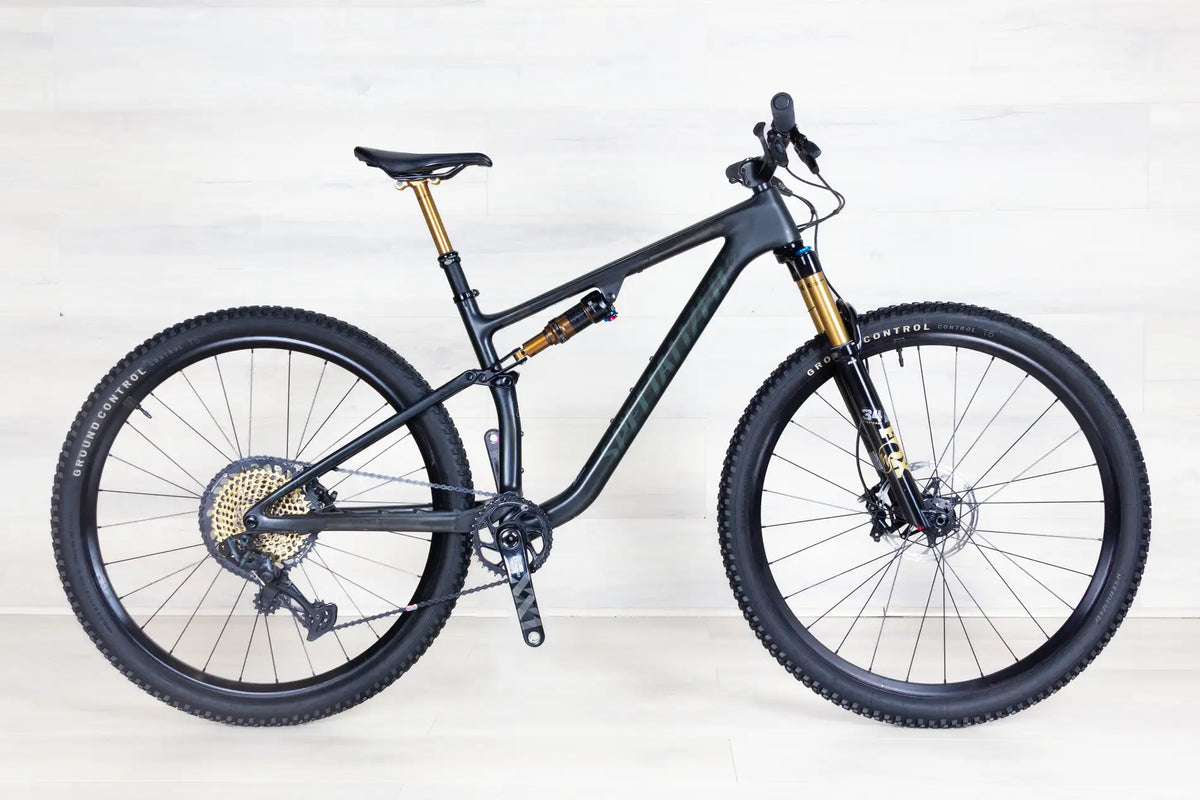 Specialized Epic EVO Pro - 2022, Medium