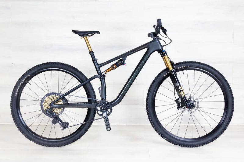 Specialized Epic EVO Pro - 2022, Medium
