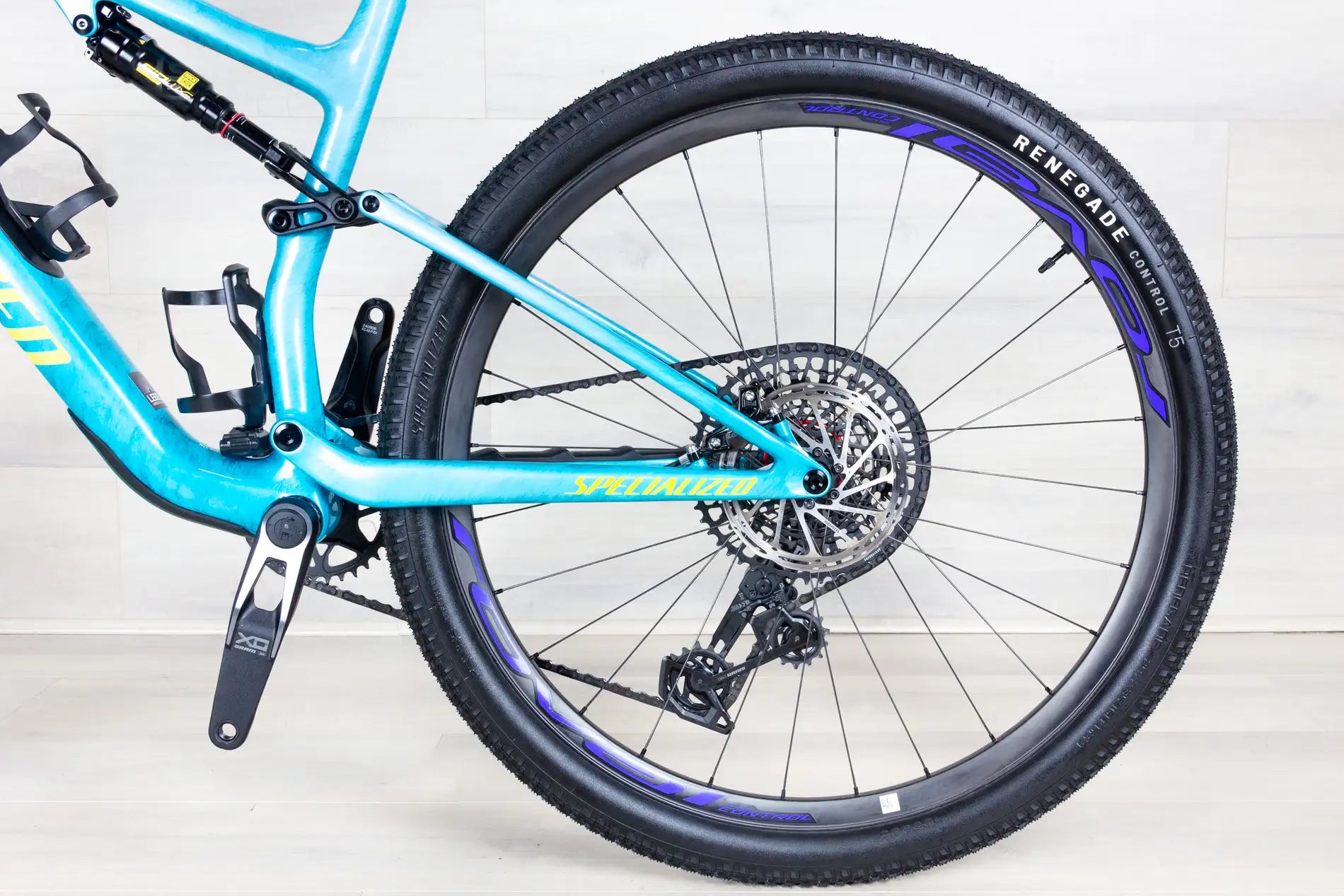ビューボ　サカイメディカル THE DEEP COVER Helmet - Mike McGill Signature Edition – Triple 8