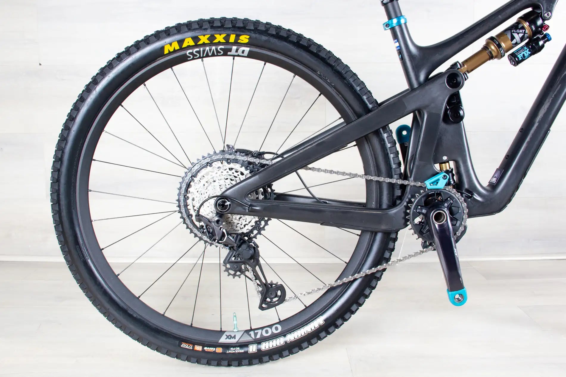 Yeti SB130 Turq Series - 2022, Medium