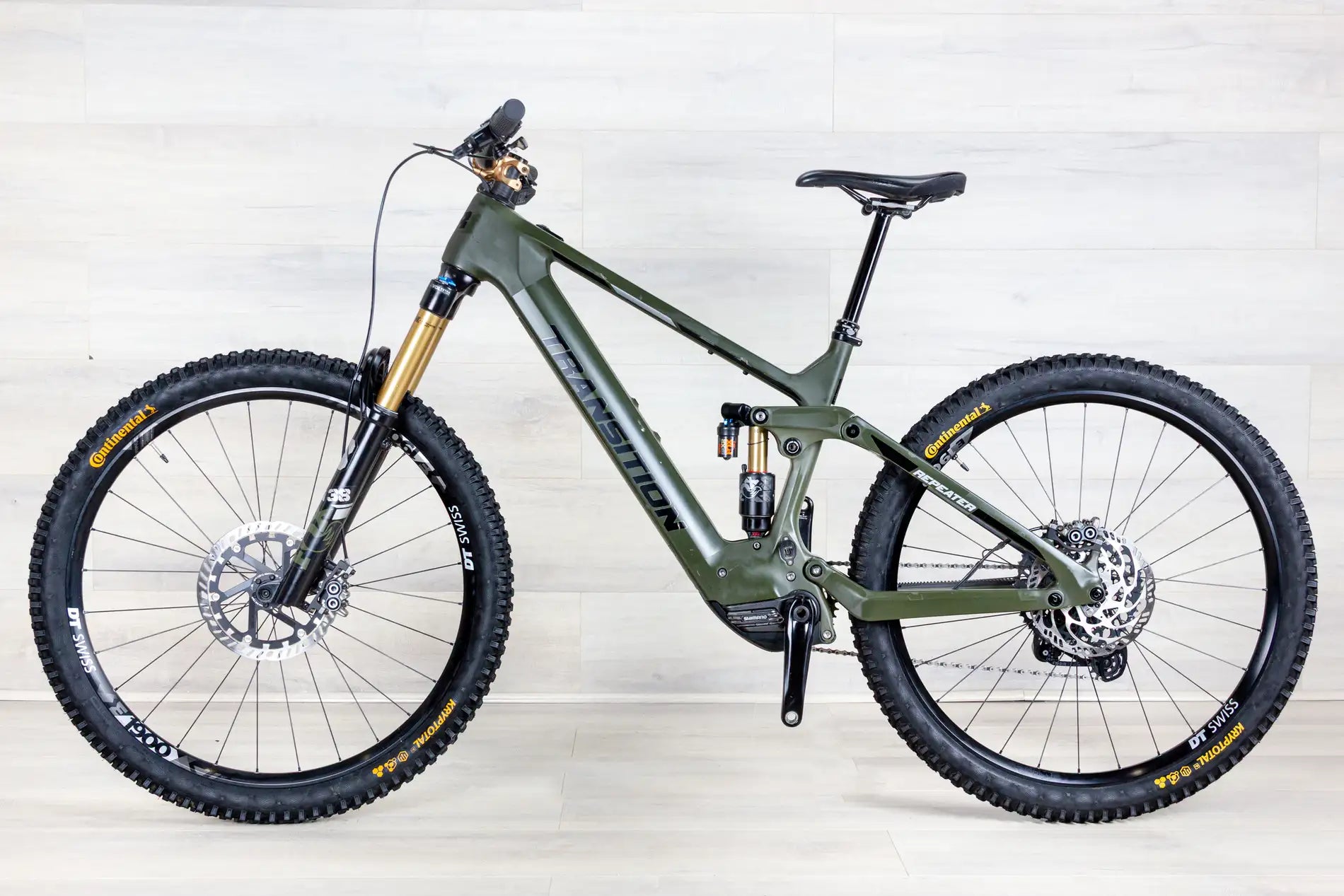 Transition Repeater - 2023, Large