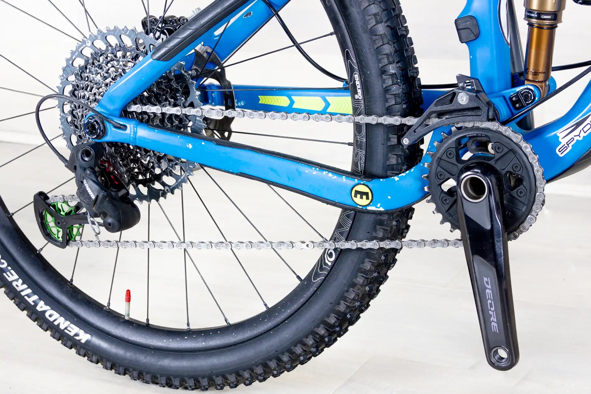 Trek Slash 9.8 - 2017, Medium