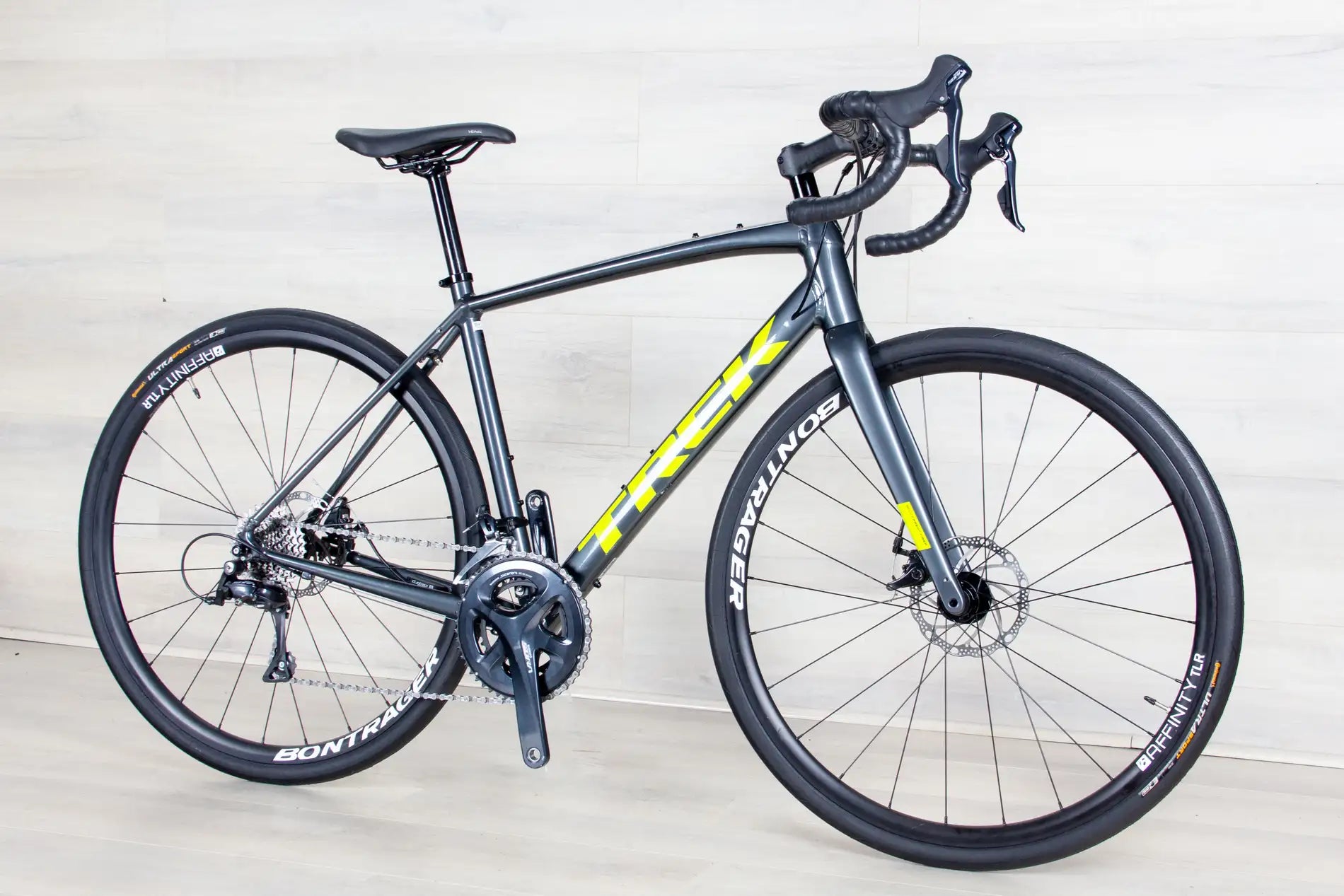 Trek Domane AL 3 Gen 3 Lithium Grey/Trek Black Size 54