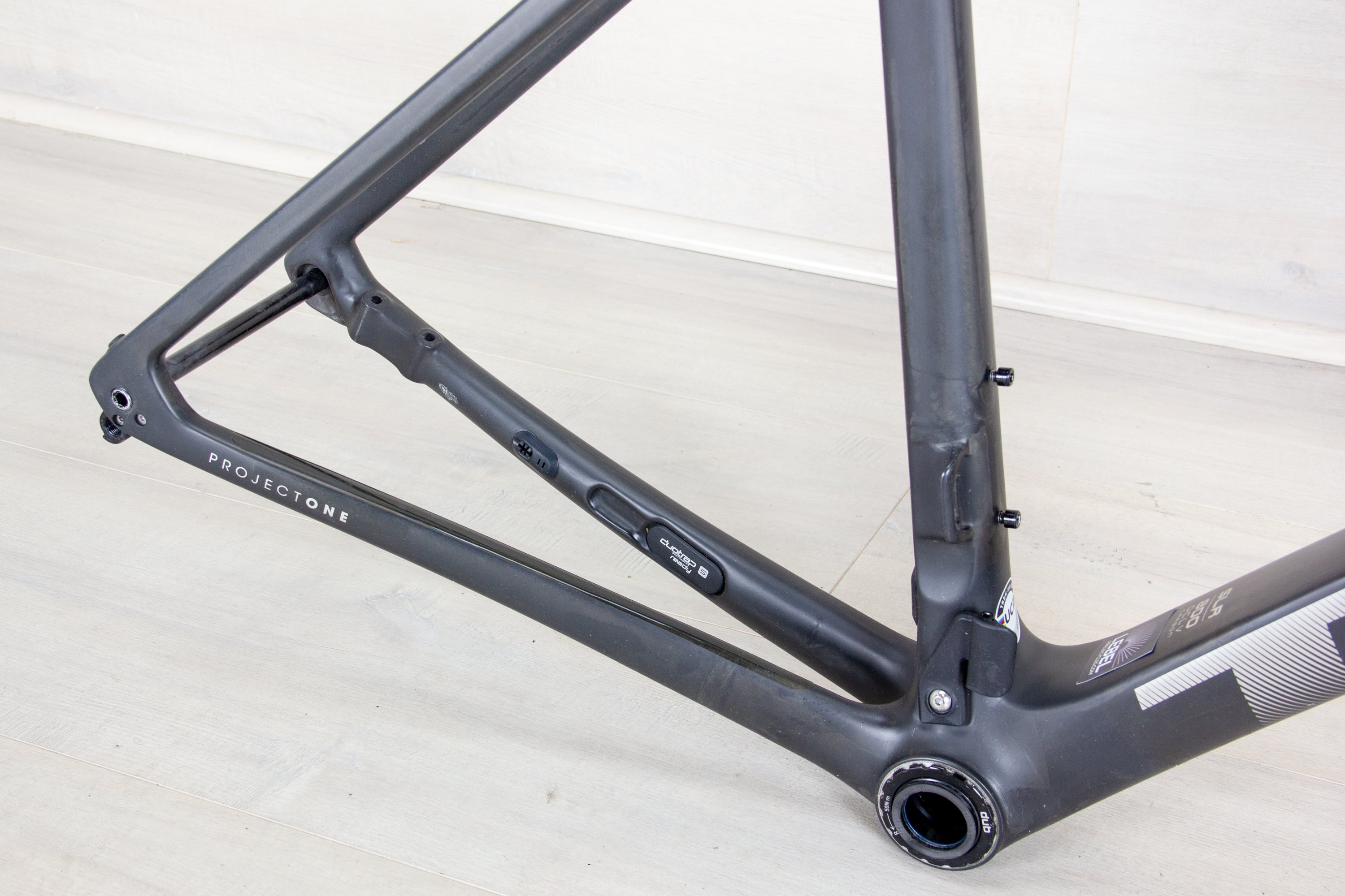 TREK emonda SLR フレームキット　54サイズ Trek Emonda SLR Project One Frameset - 2023, 54 cm – Lebel Bicycles