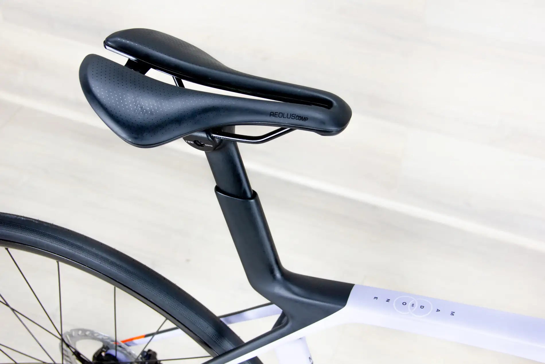 Trek Madone SL5 Gen 8 - 2025, Medium/54 cm