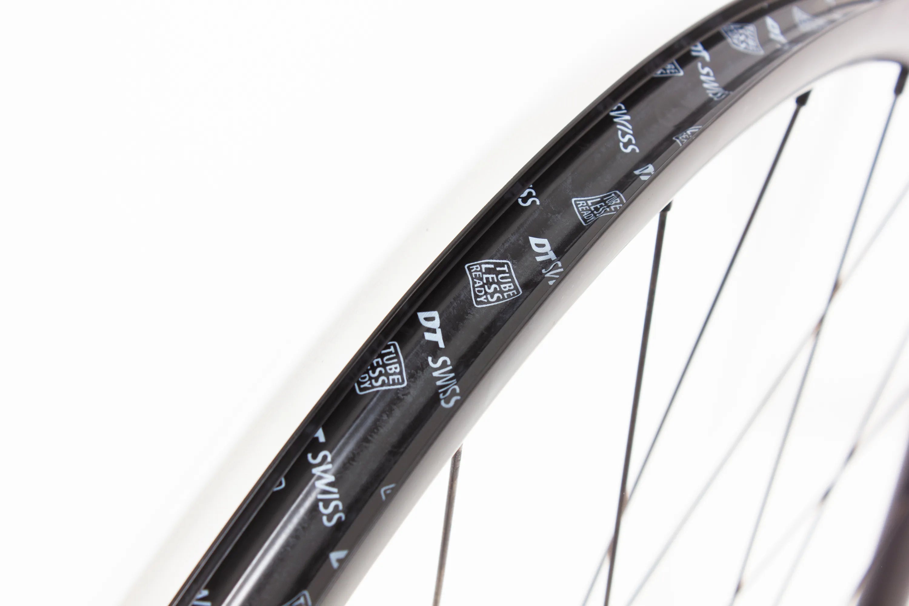 DT Swiss R470 700C CL Disc Road Wheelset