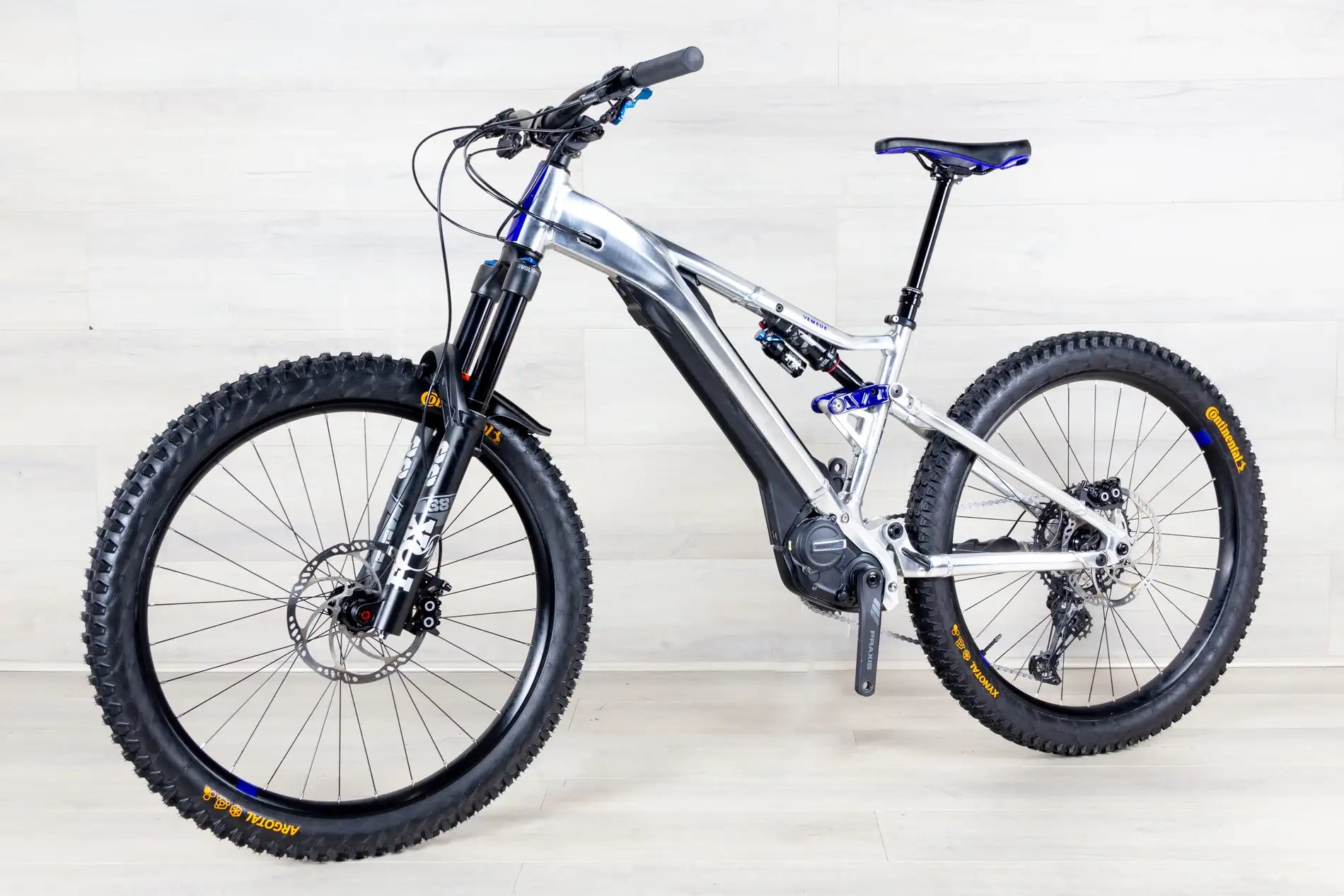 Yamaha YDX Moro 07 - 2024, Large