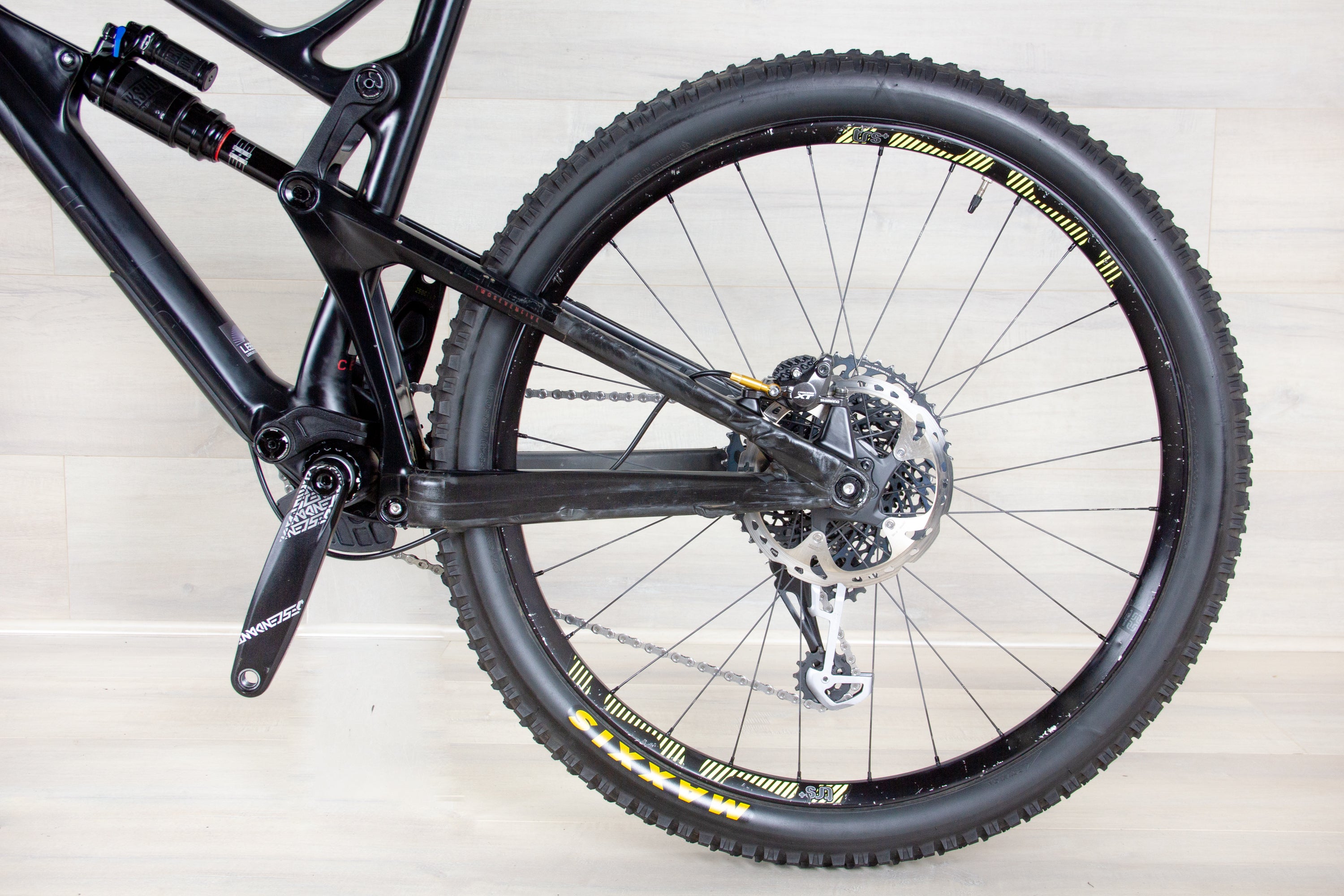 Intense Tracer 275 - 2019, Large