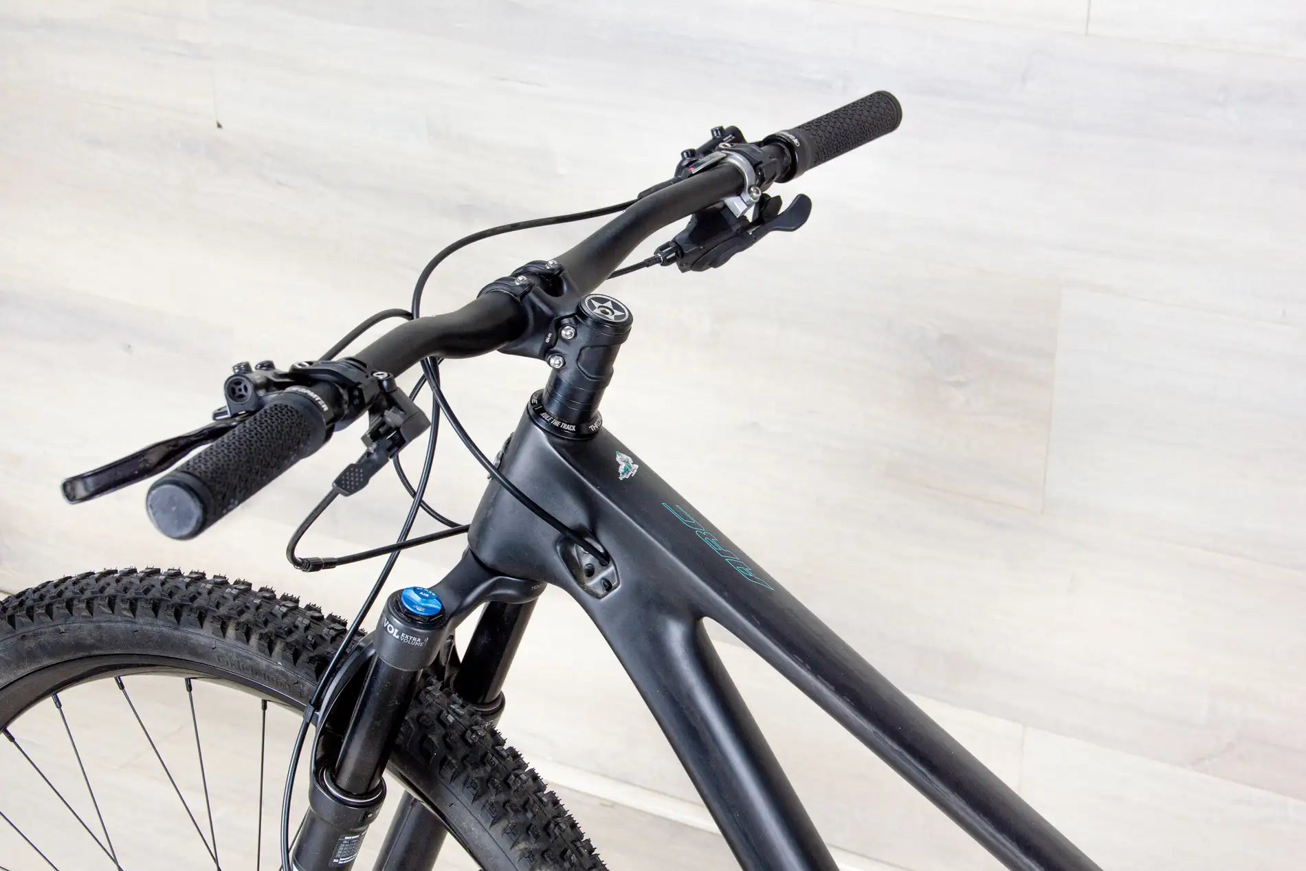 Yeti ARC Turq - 2022, Medium