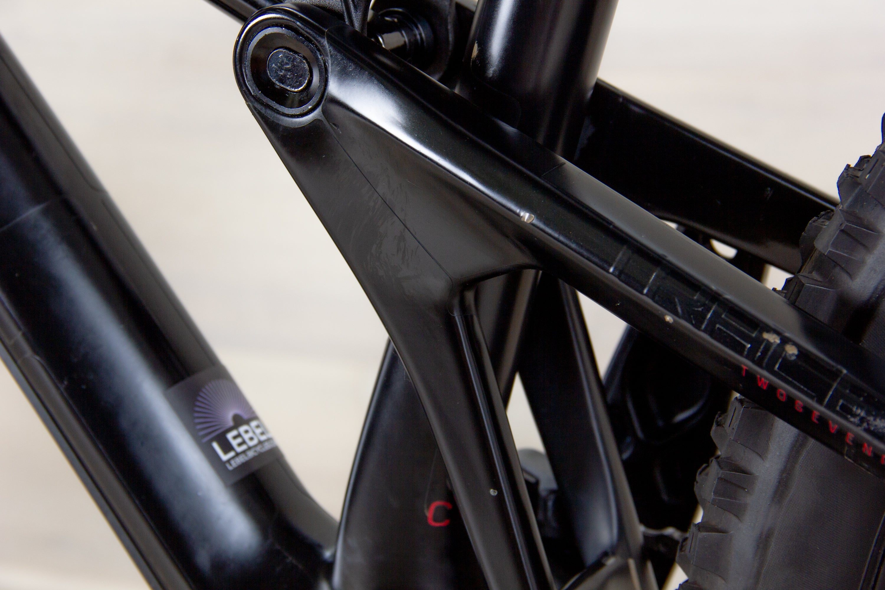 Intense Tracer 275 - 2019, Large