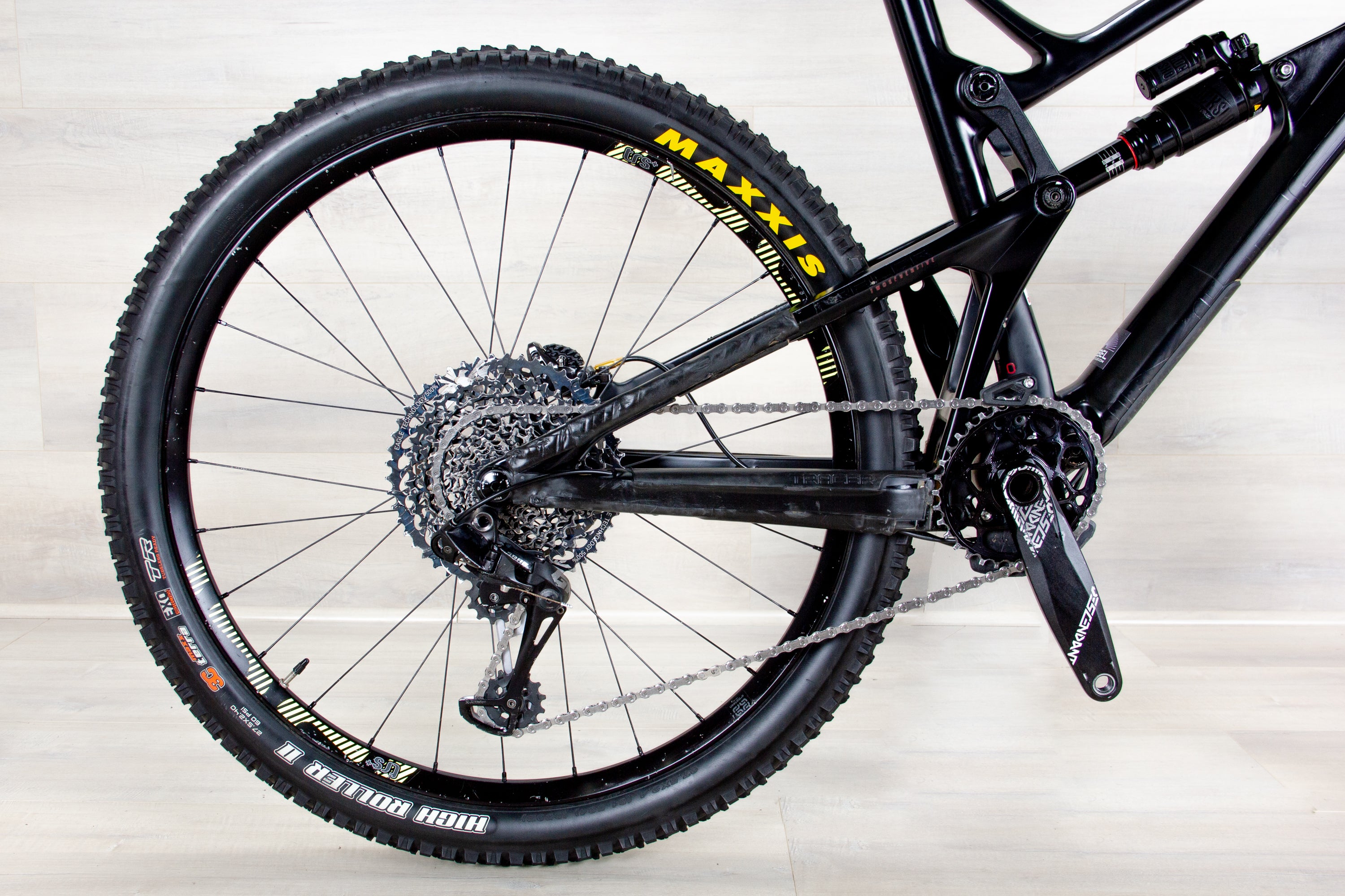 Intense Tracer 275 - 2019, Large