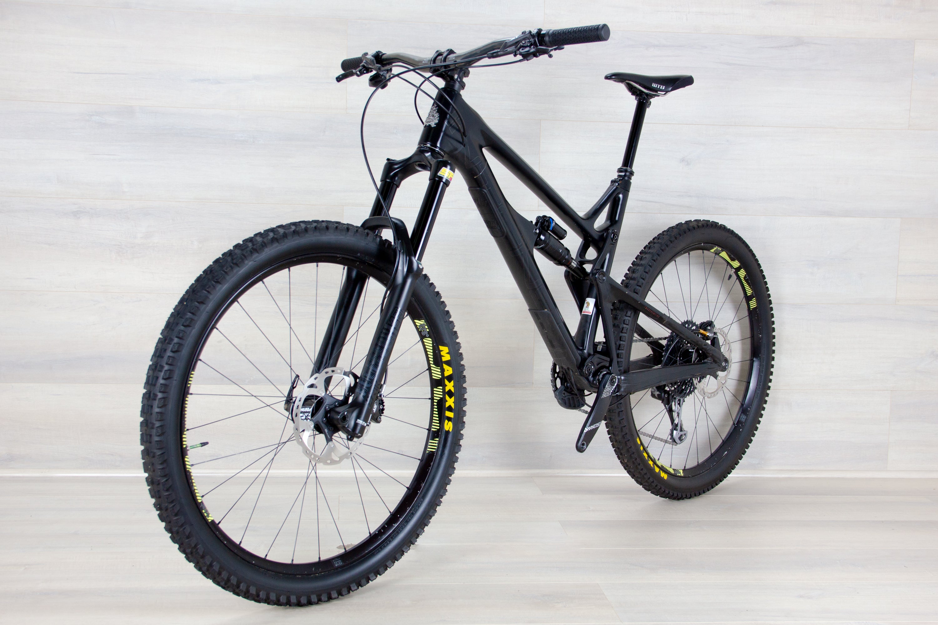 Intense Tracer 275 - 2019, Large