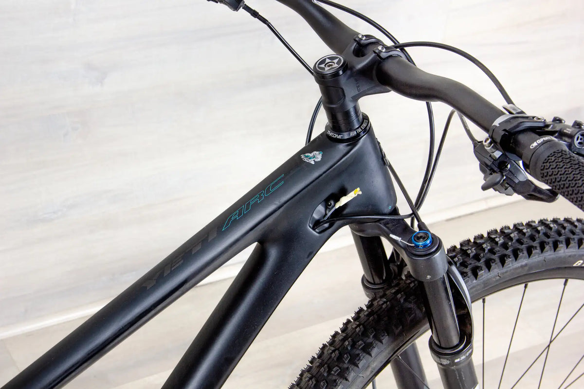 Yeti ARC Turq - 2022, Medium
