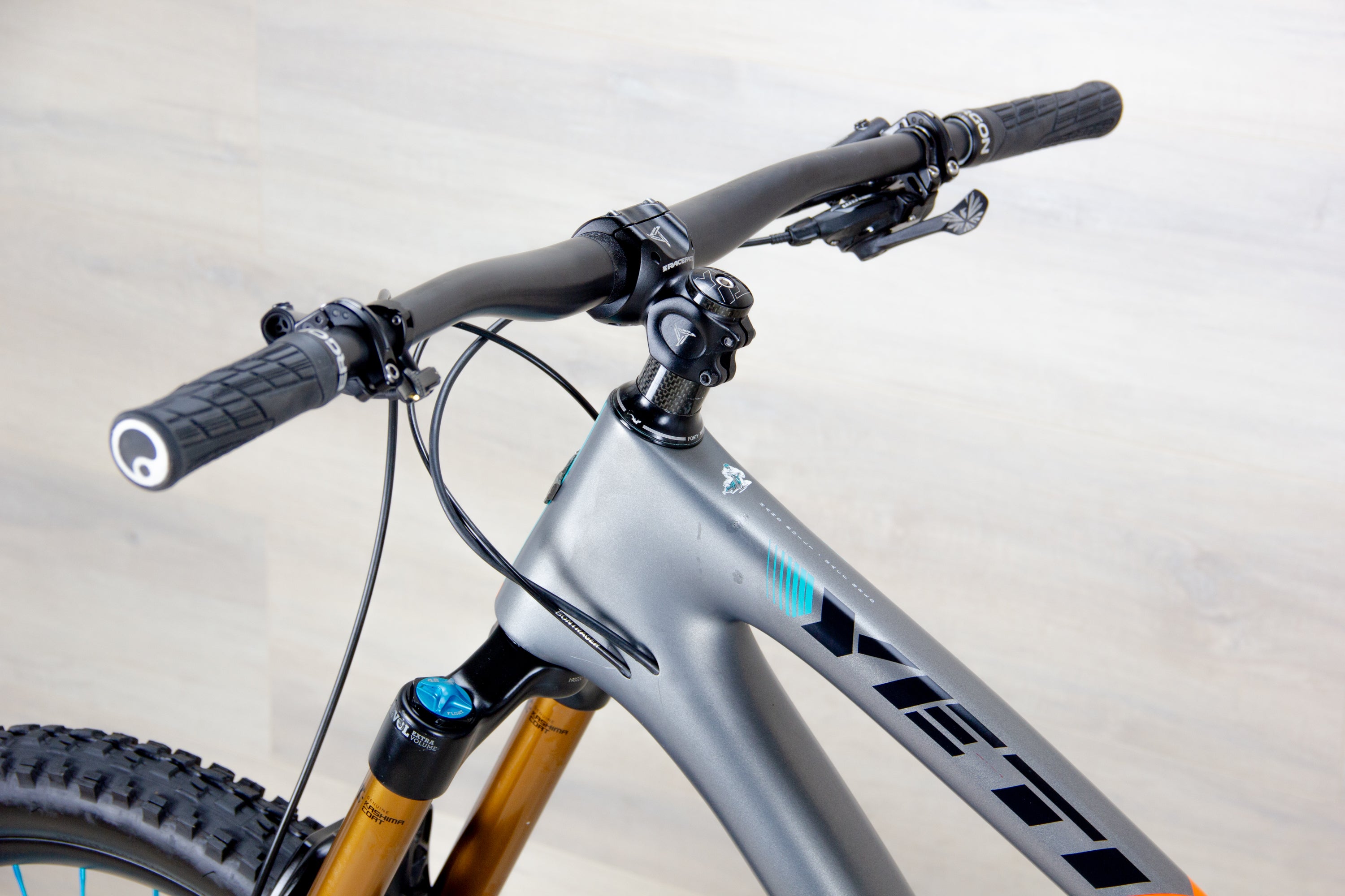 Yeti SB 6 Turq - 2020, Large