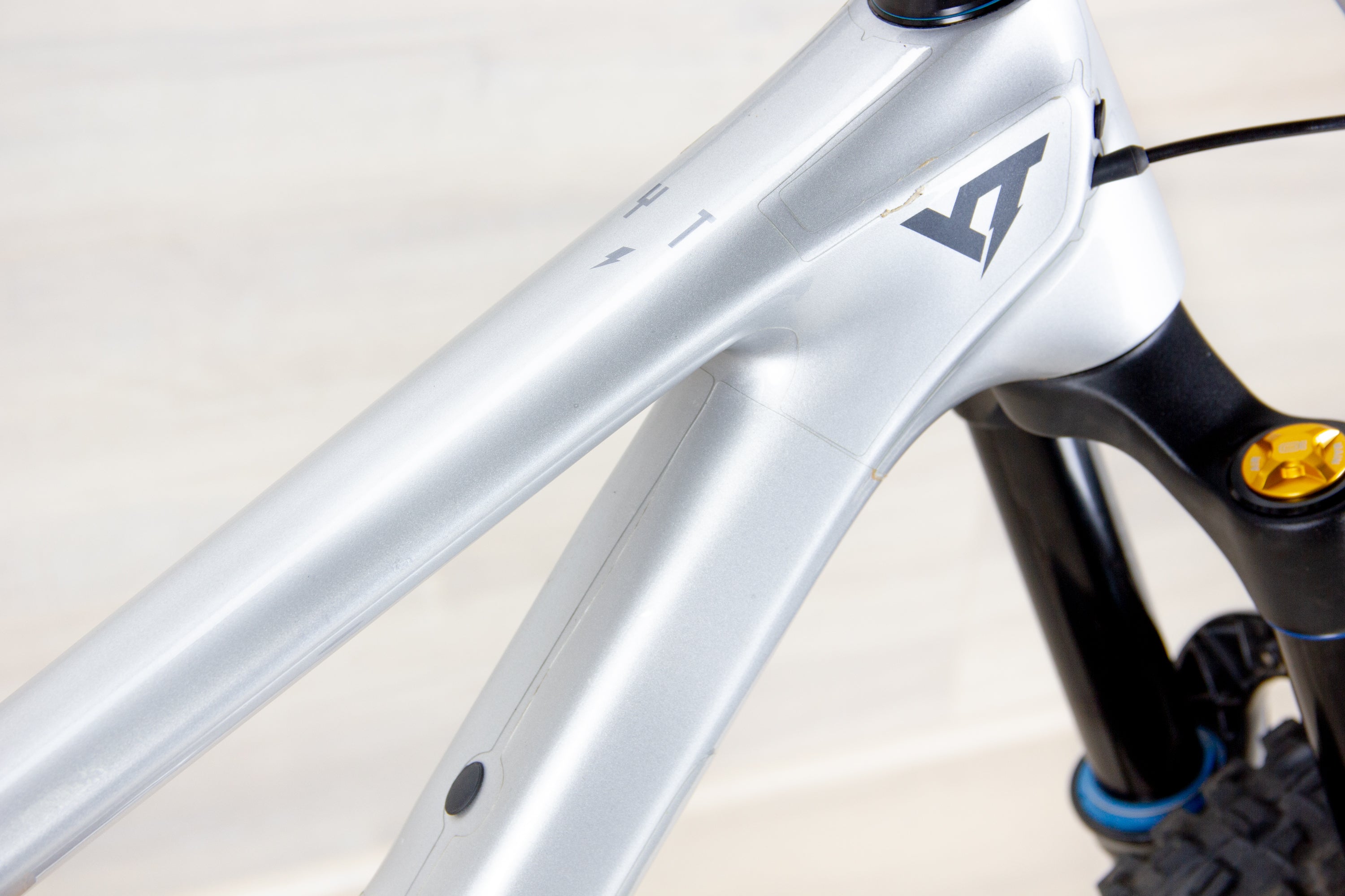 YT Capra Core 5 - 2024-25, Large