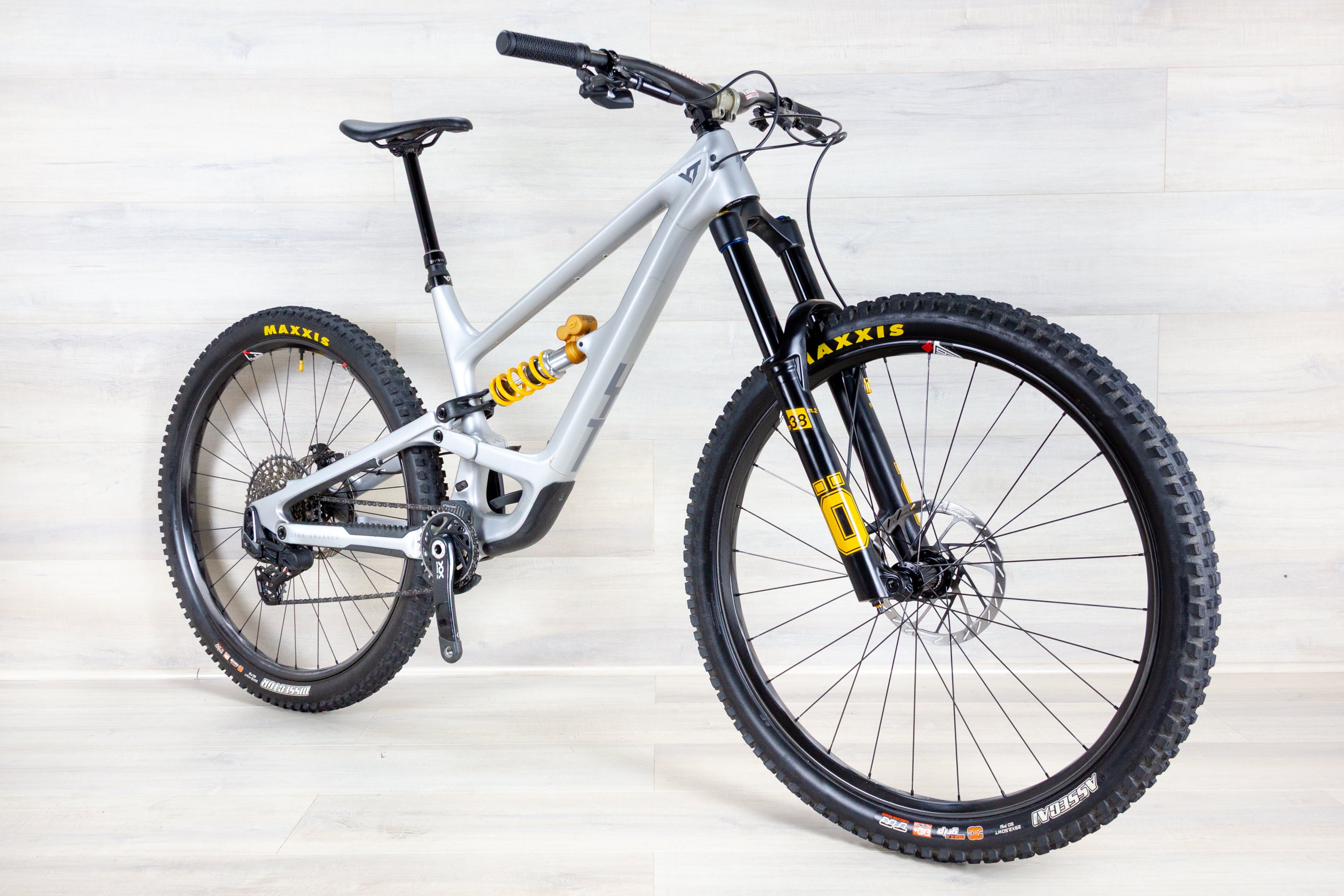 YT Capra Core 5 - 2024-25, Large