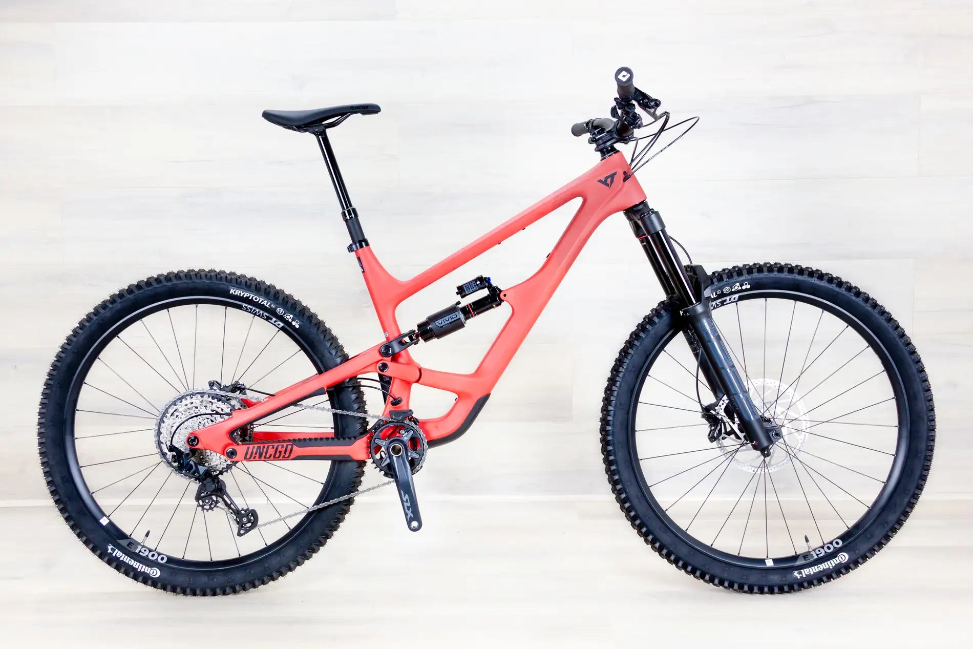 YT Capra CORE 2 - 2025, X-Large
