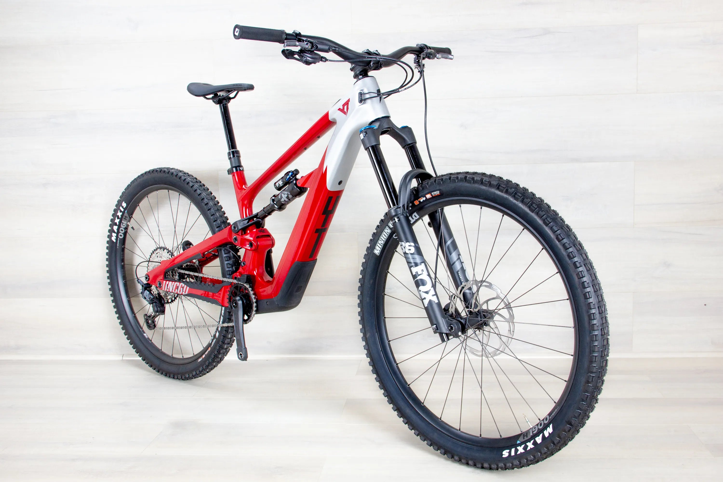 NEW! YT Decoy SN Core 2 - 2025-26, Large