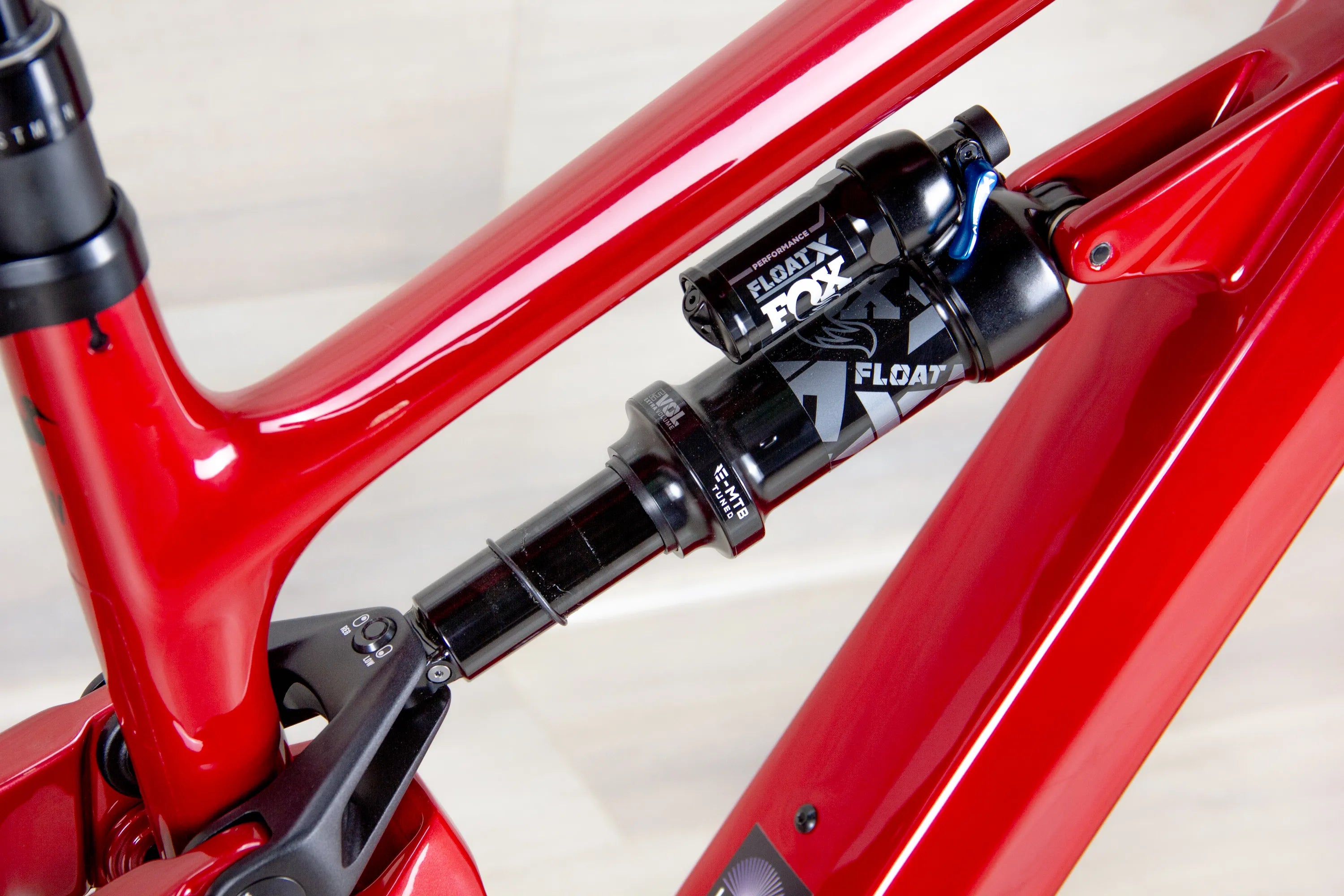 NEW! YT Decoy SN Core 2 - 2025-26, Large