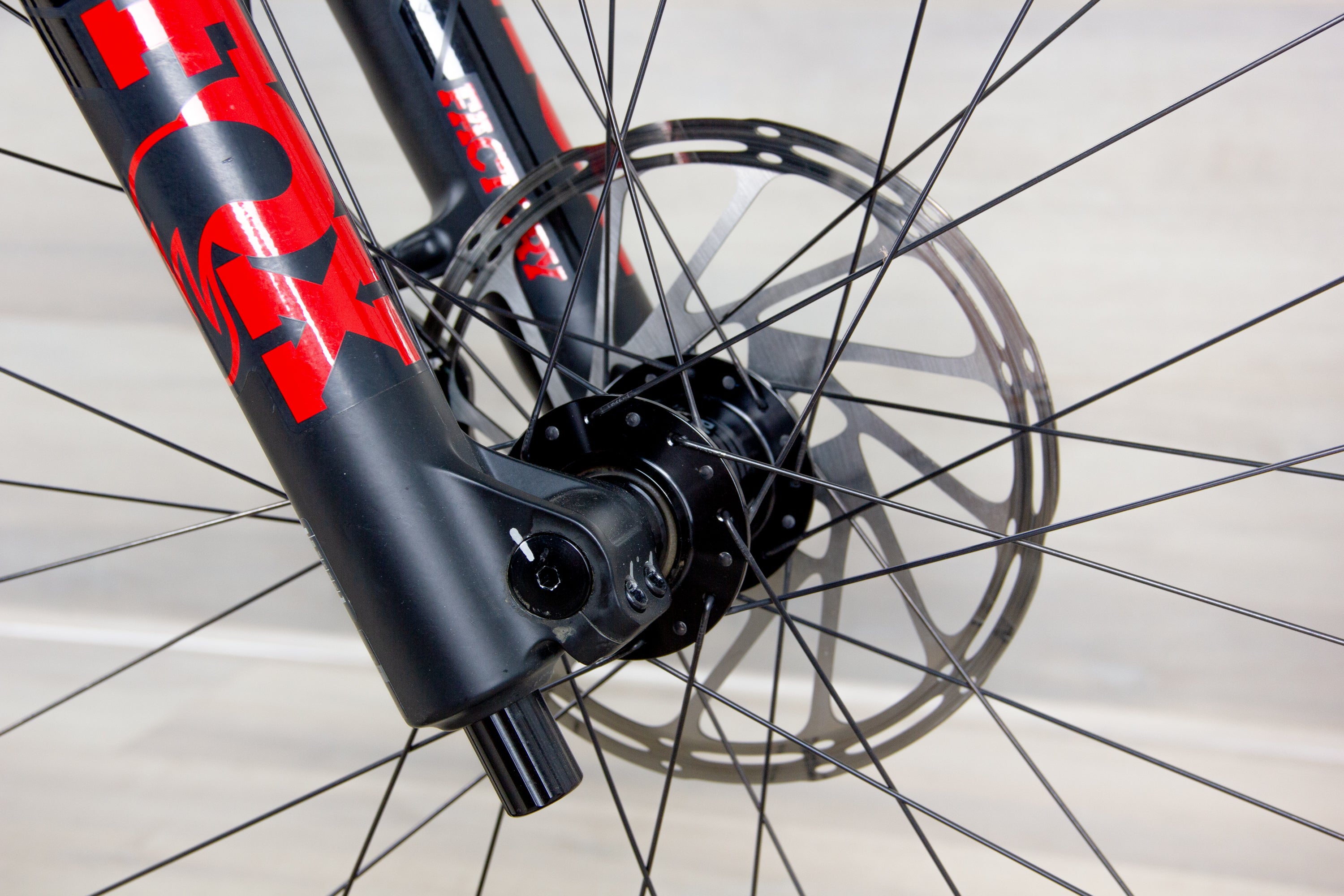 YT Tues PRO Race - 2022, Large