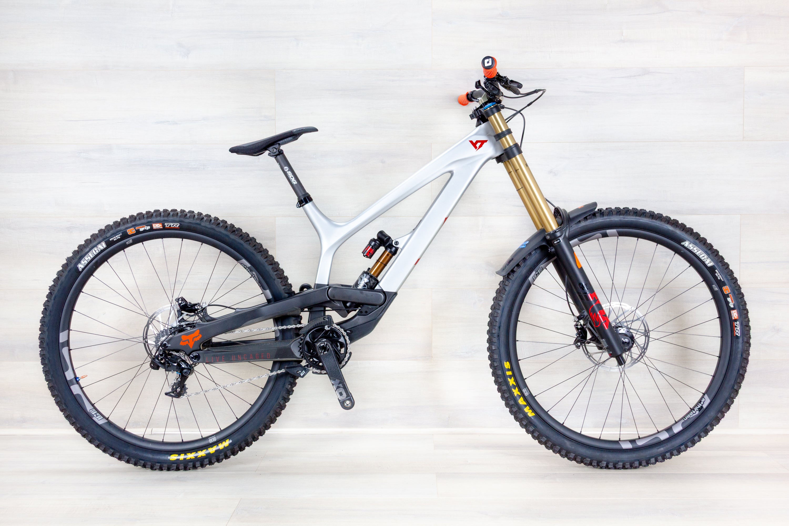 YT Tues PRO Race - 2022, Large