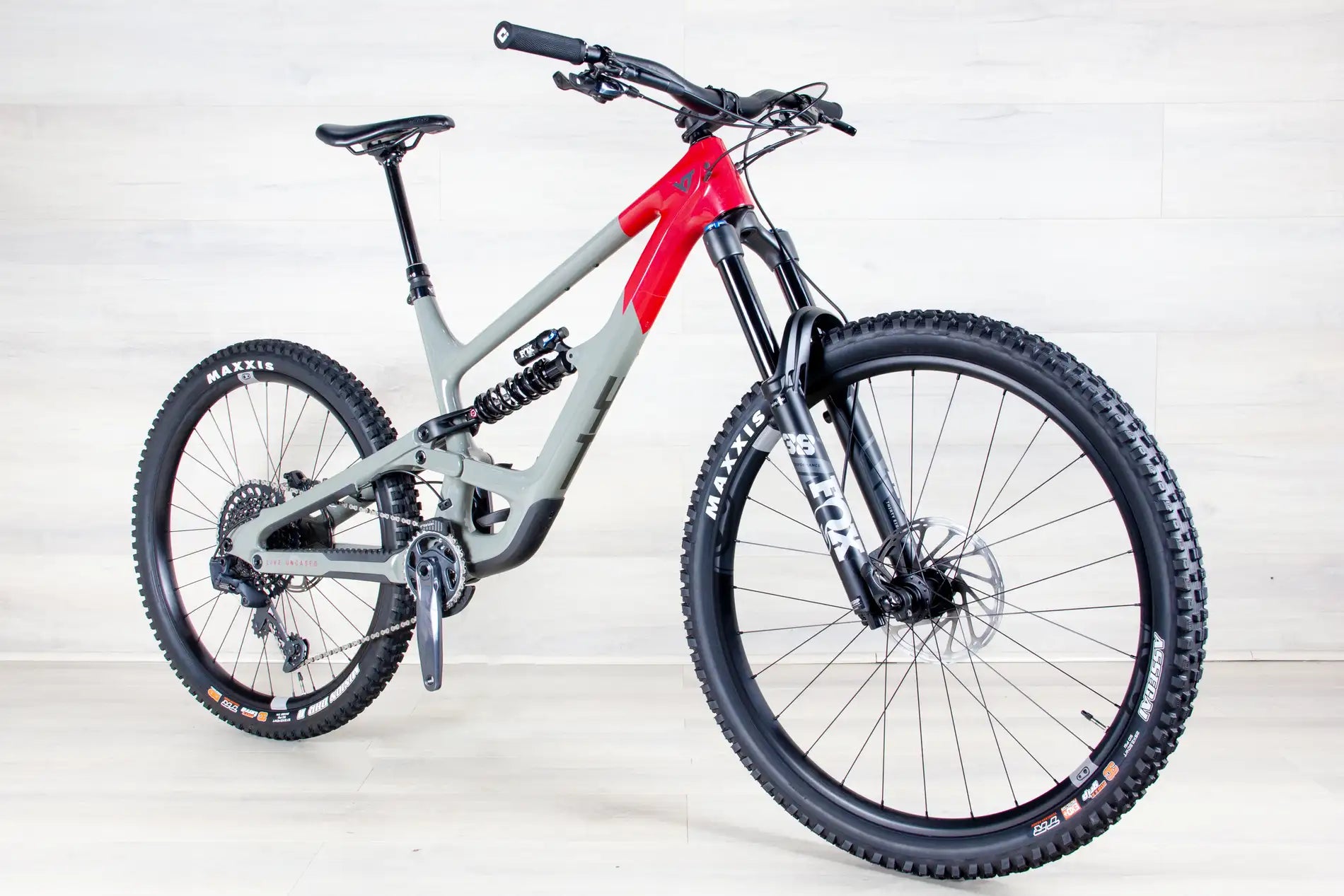 YT Capra - 2023, Large