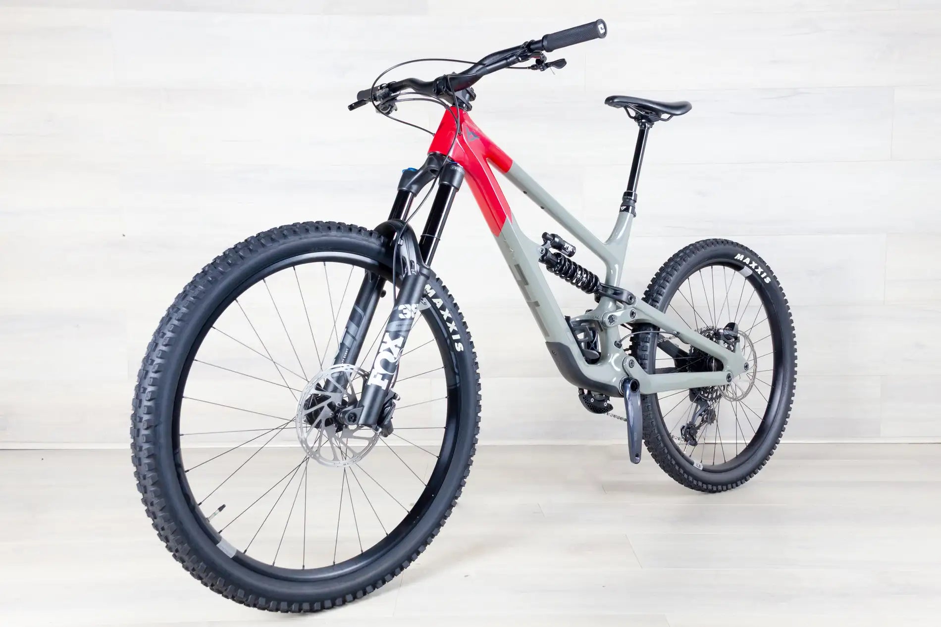 YT Capra - 2023, Large